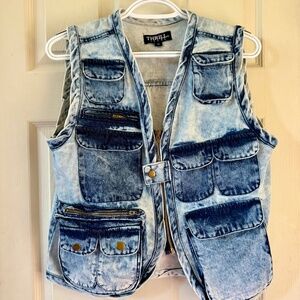 80s/90s style den vest